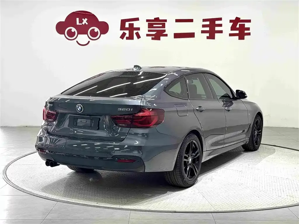 BMW 3 Series GT 320i M Sport Black Night Edition 2021 — фото 5