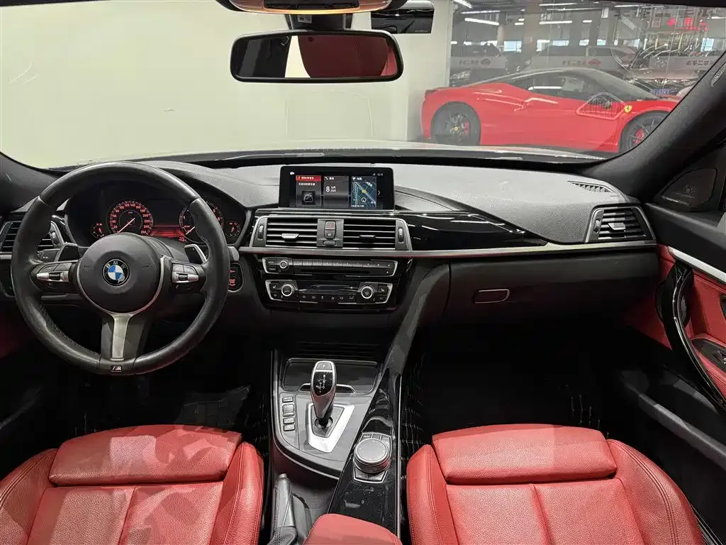 BMW 3 Series GT 320i M Sport Black Night Edition 2021 — фото 17