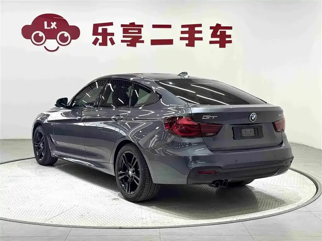 BMW 3 Series GT 320i M Sport Black Night Edition 2021 — фото 3