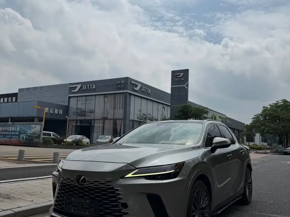 Lexus RX 350h 4WD Pure Edition 2023