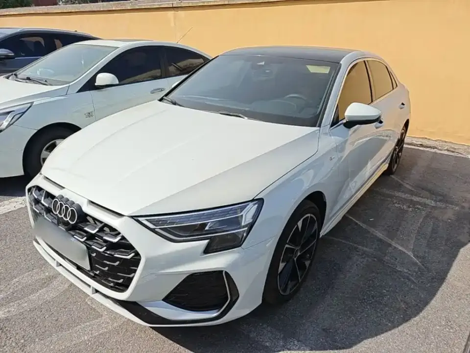 Audi A3 Facelift A3L Limousine 35TFSI Flying Spur Premium 2026