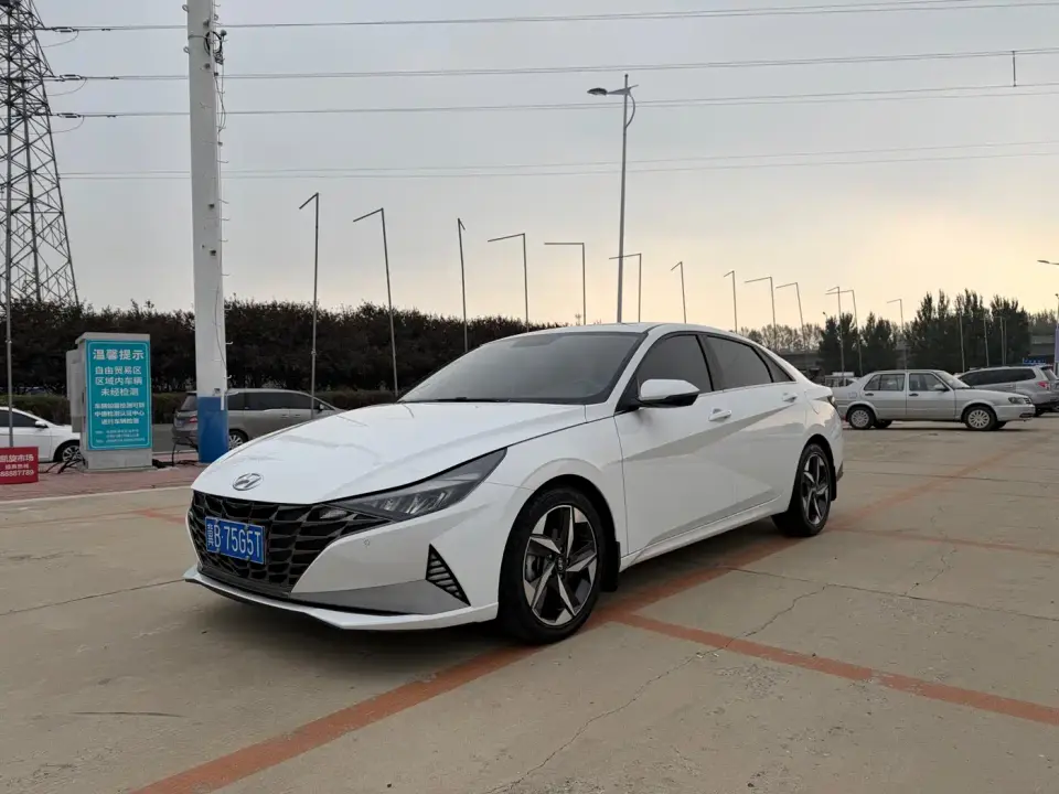 Hyundai Elantra 1.5L CVT GLX Elite Edition 2023