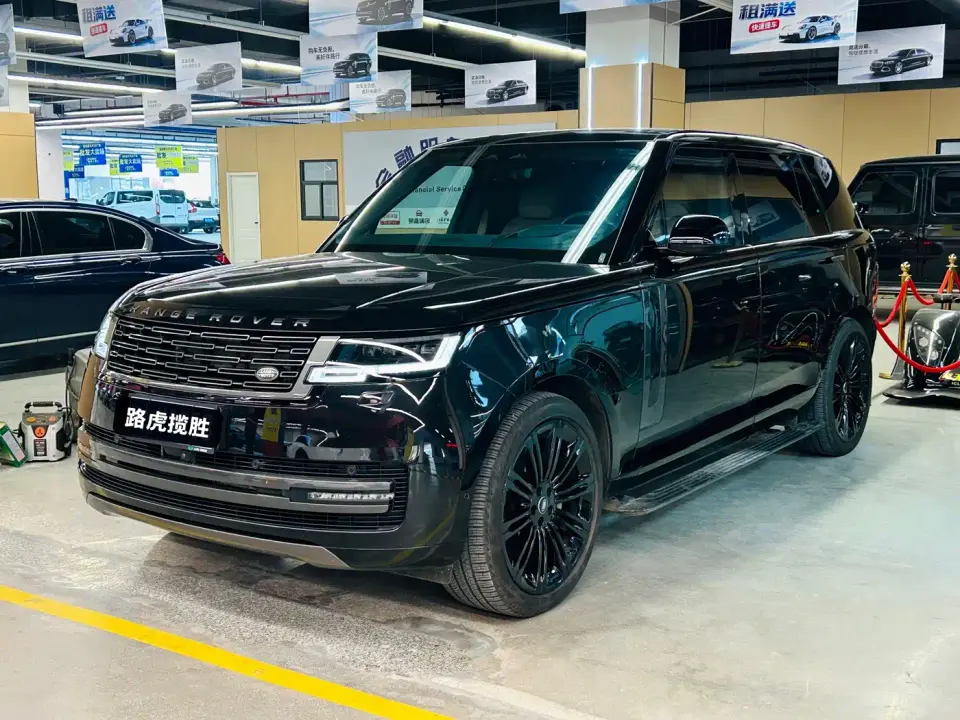Land Rover Range Rover 3.0 L6 400PS Flourishing Era Extended Wheelbase 2024