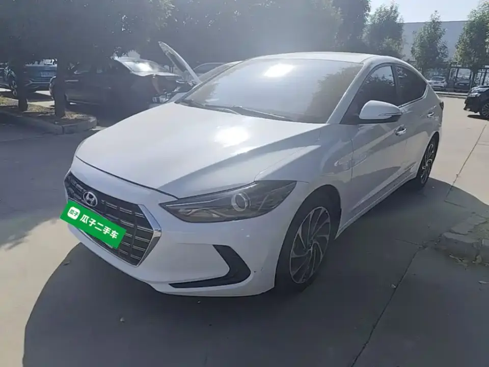 Hyundai Elantra 1.5L CVT Smart Style·Elite 2020