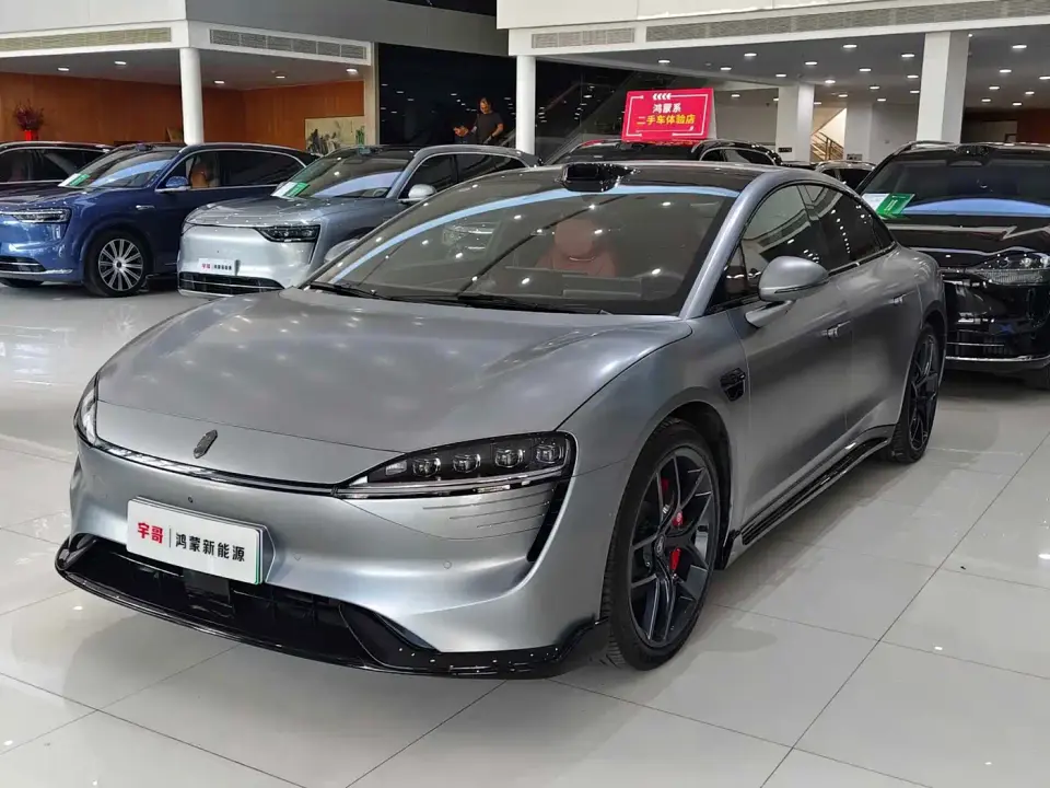 Zhijie S7 Model 785km Ultra 2025