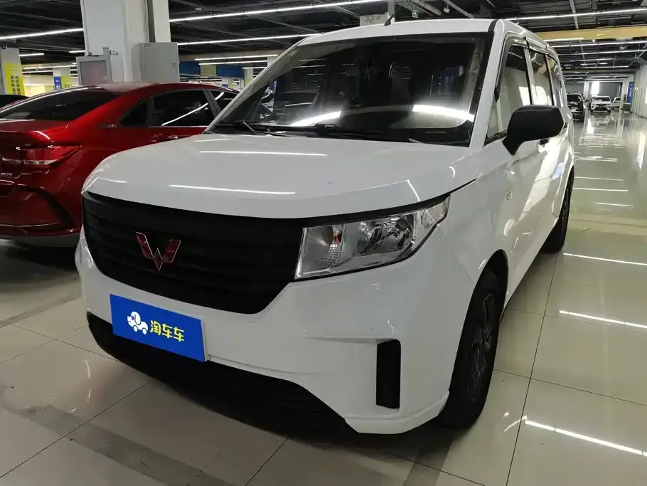 Wuling Motors Wuling Hongguang PLUS 1.5L Manual Standard 5-seater 2021