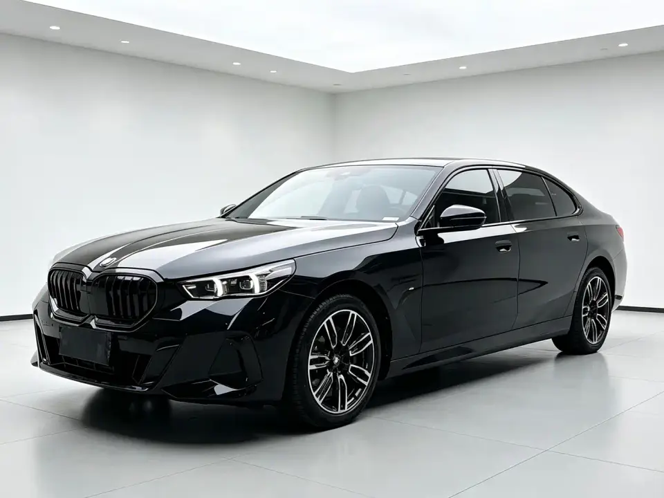 BMW 5 Series 525Li M Sport Package 2026