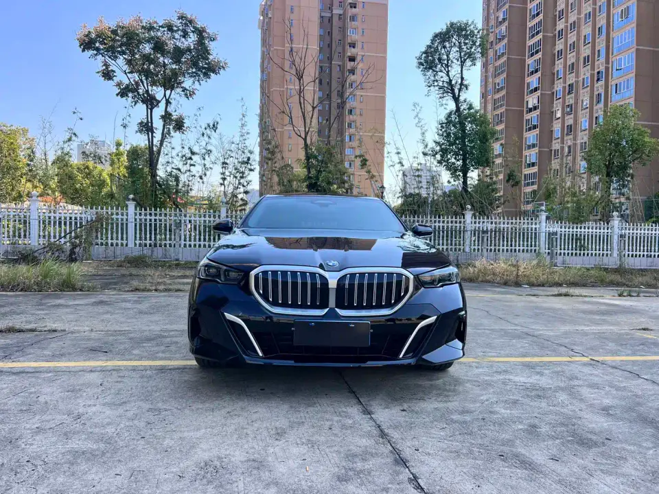 BMW 5 Series 530Li Premium M Sport Package 2025