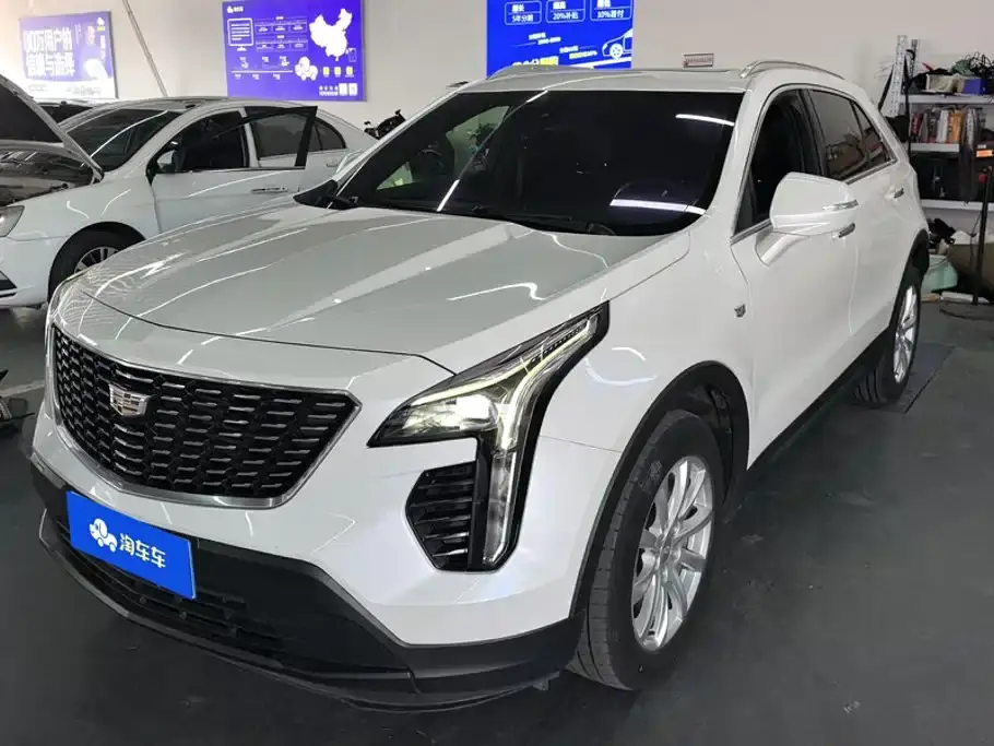 Cadillac XT4 28T FWD Style 2023