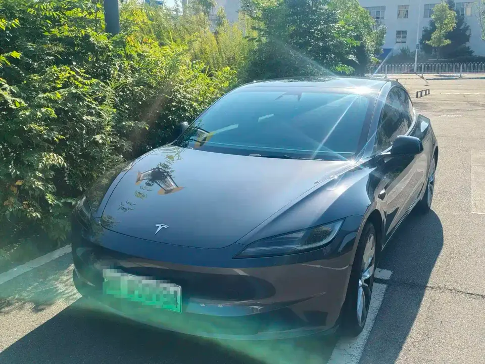 Tesla Model 3 Rear-Wheel Drive 2024