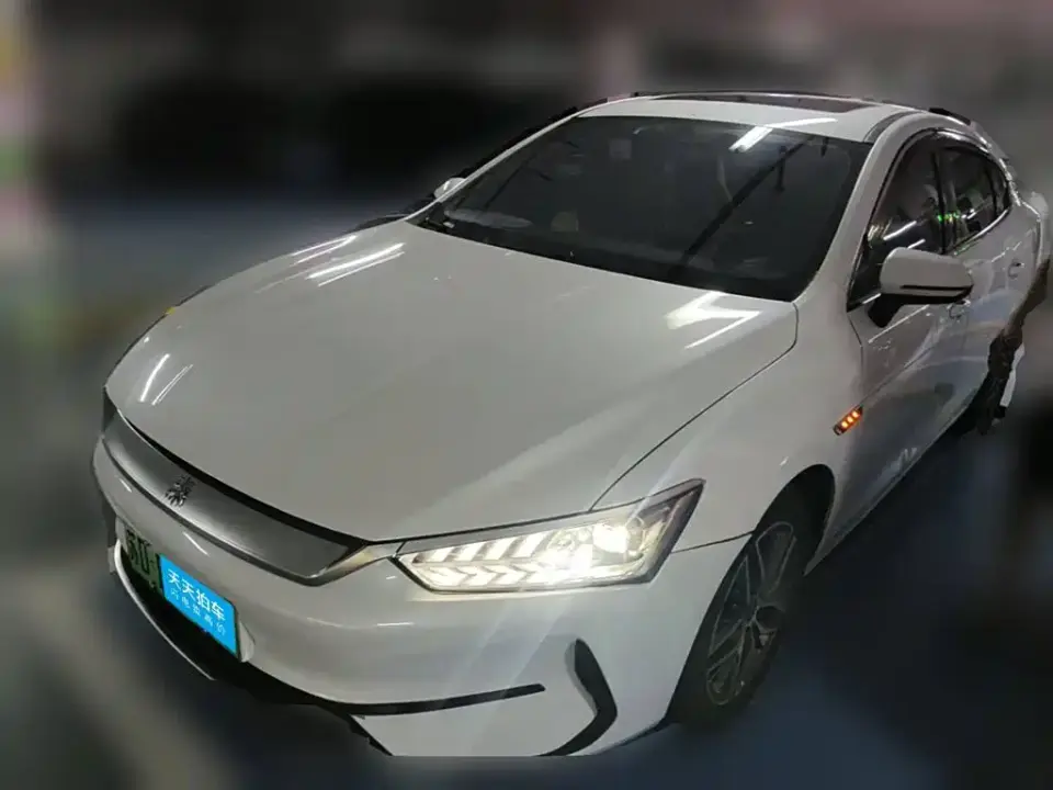 BYD Qin PLUS EV 400KM Luxury Model 2022