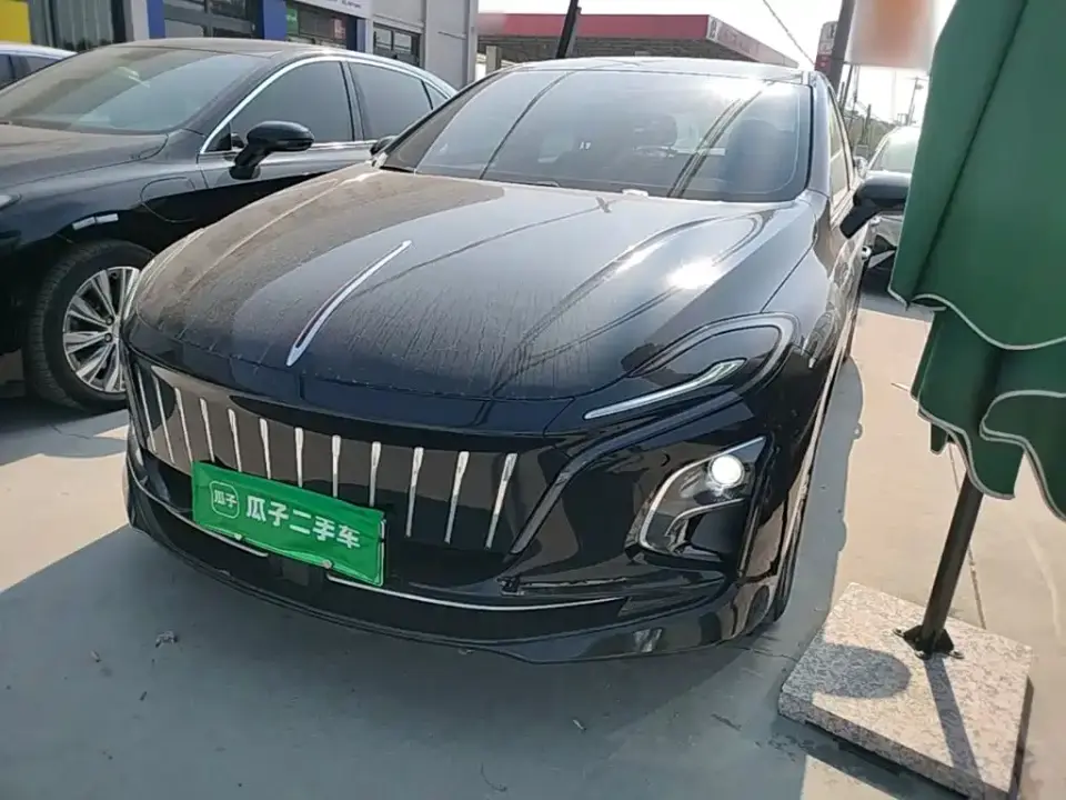 Hongqi E-QM5 500km Travel Edition 2024