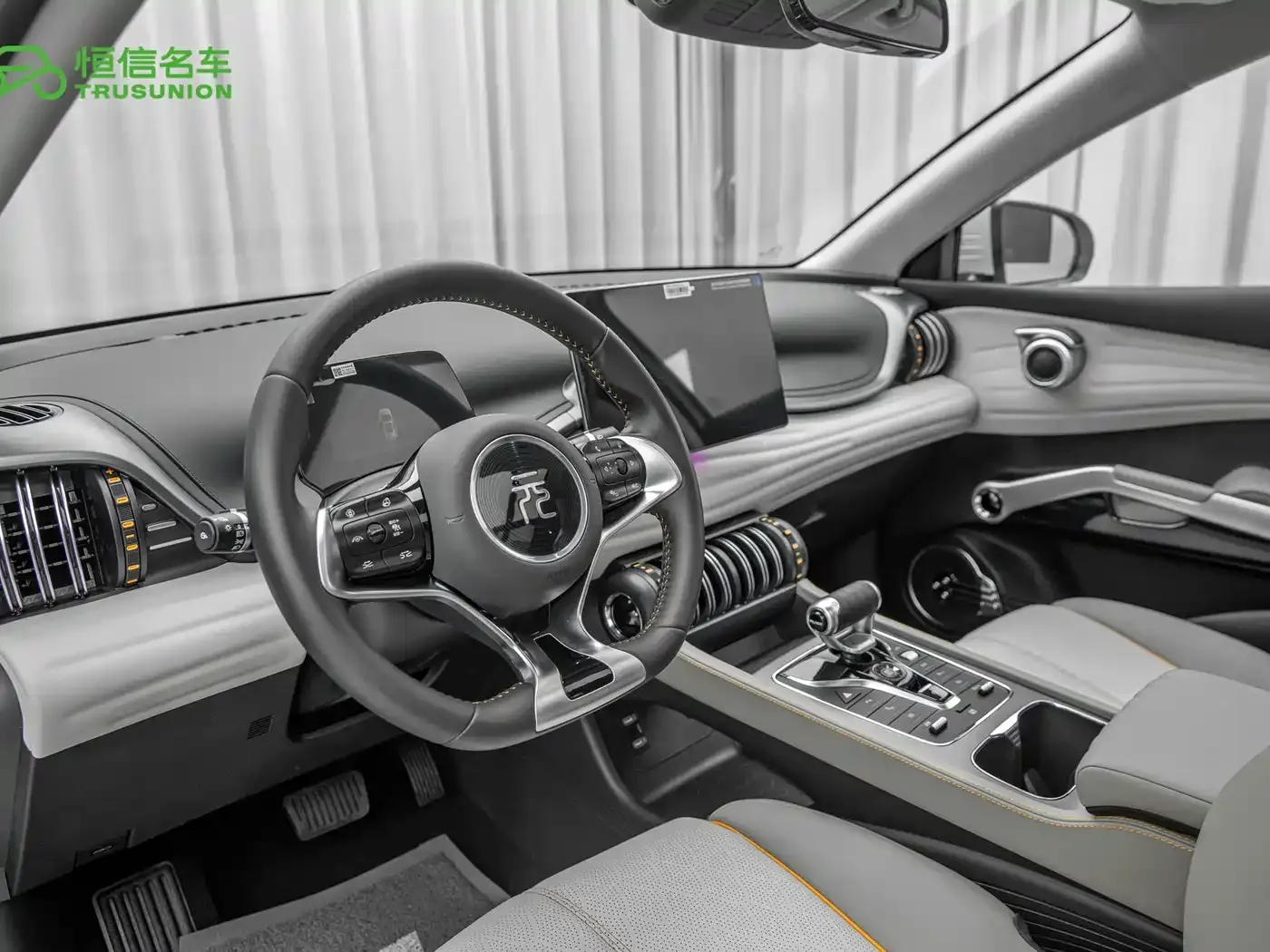BYD Yuan PLUS Glory Edition 510KM Advanced 2024 — фото 9