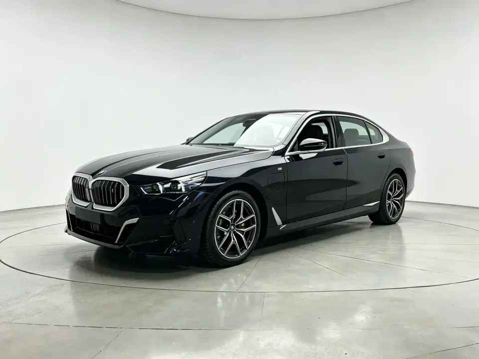 BMW i5 eDrive 35L Premium Model M Sport Package 2025