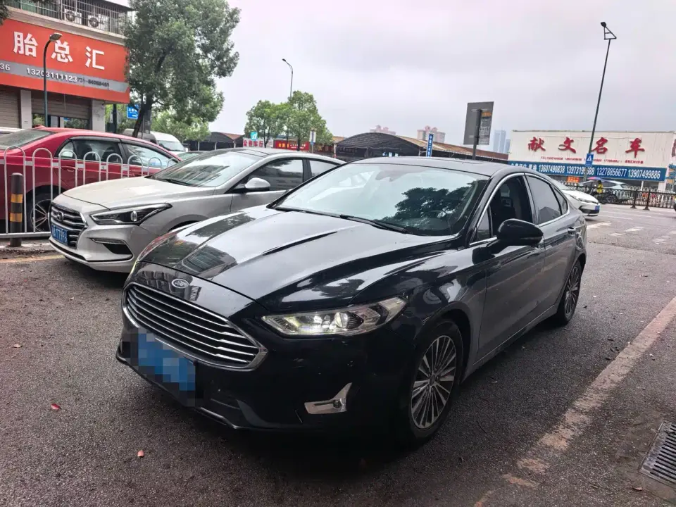 Ford Mondeo EcoBoost 200 Luxury 2020