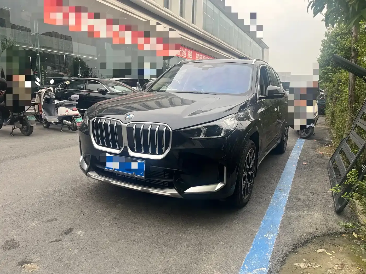 BMW X1 sDrive25Li X Design Package 2025