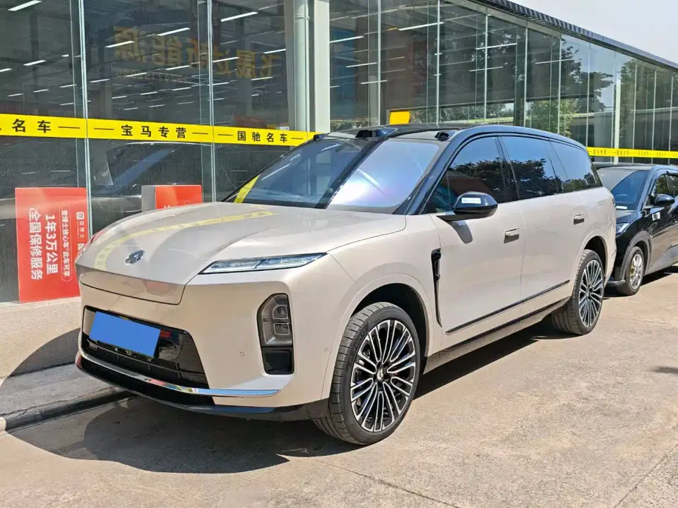 NIO ES8 Base Model 2026