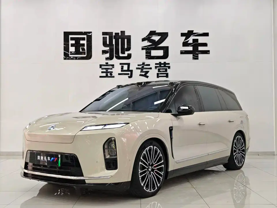 NIO ES8 Base Model 2026