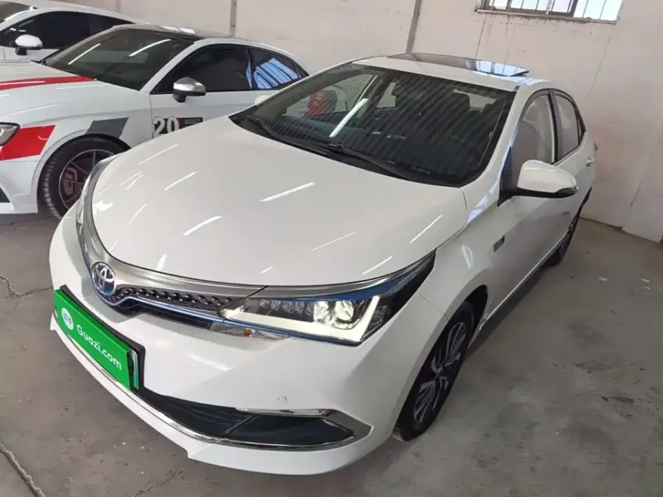 Toyota Corolla Twin Engine E+ 1.8L E-CVT Luxury Edition 2019
