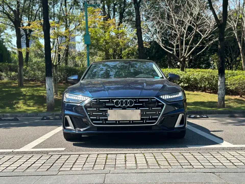 Audi A7L 45TFSI S-line Dream Edition Crystal Package 2023