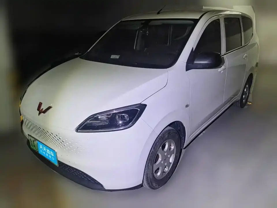 Wuling Motors Wuling Hongguang New Energy Model Range Extender Hybrid 50KM Standard 2025