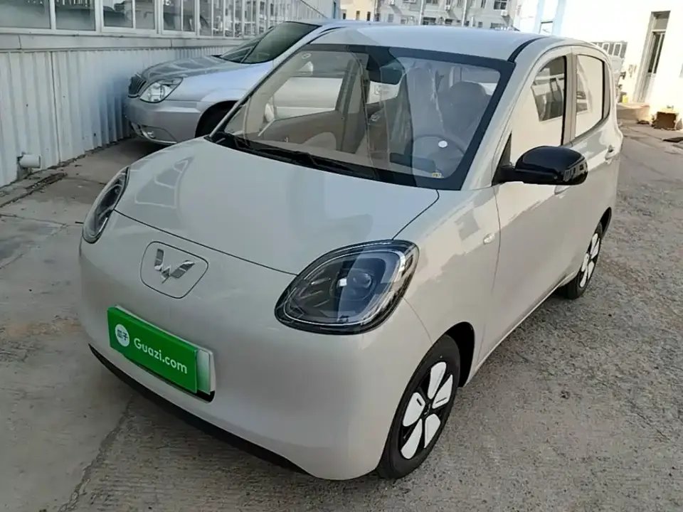 Wuling Motors Hongguang MINIEV 4-Door Advanced 2026