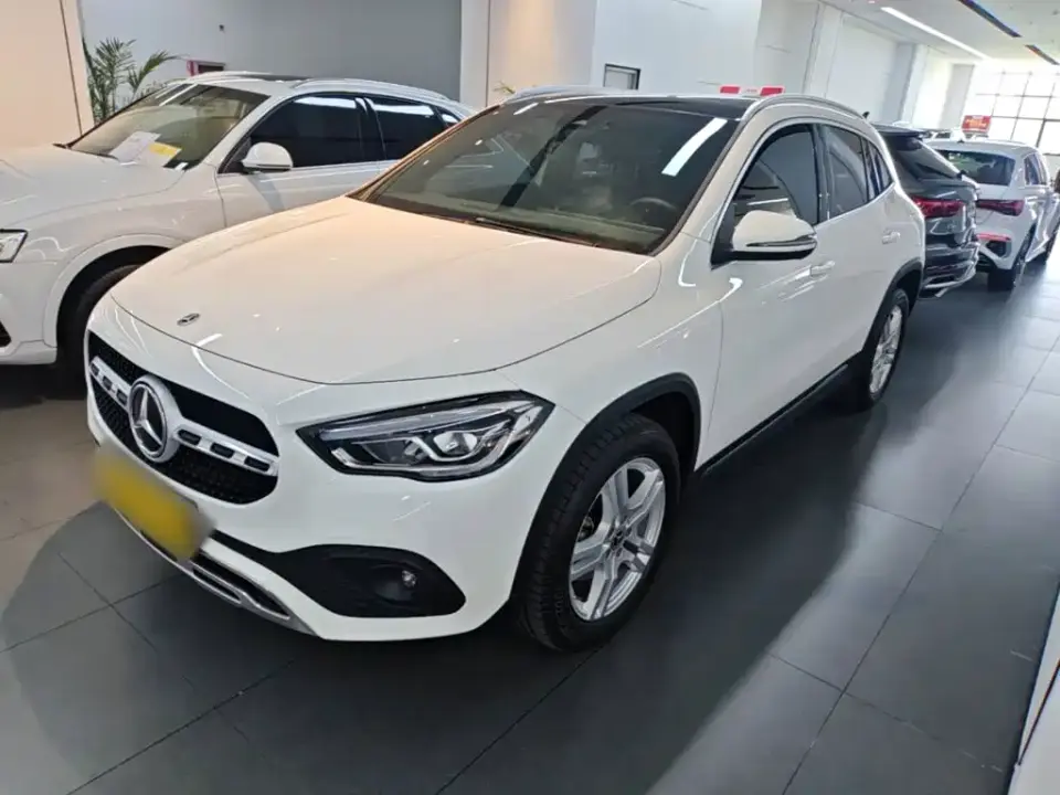 Mercedes-Benz GLA-Class Facelift GLA 200 2023