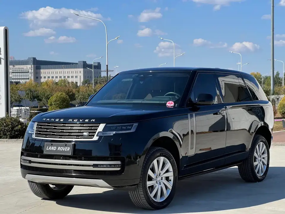 Land Rover Range Rover 3.0 L6 400PS Golden Age 7-Seater Long Wheelbase 2023