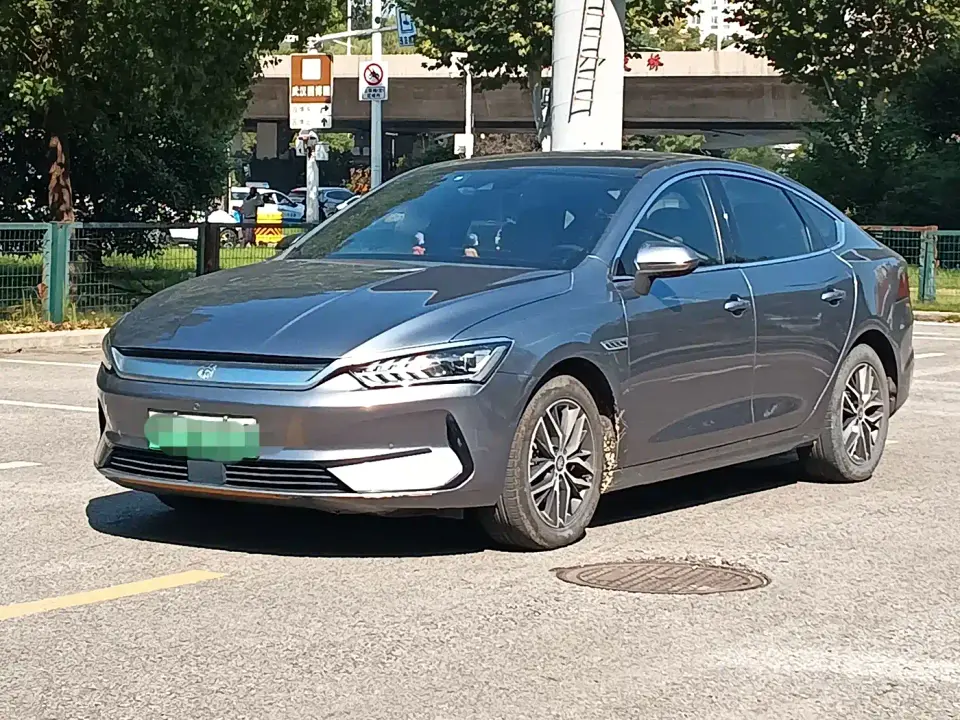 BYD Qin PLUS EV 500KM Premium Model 2022