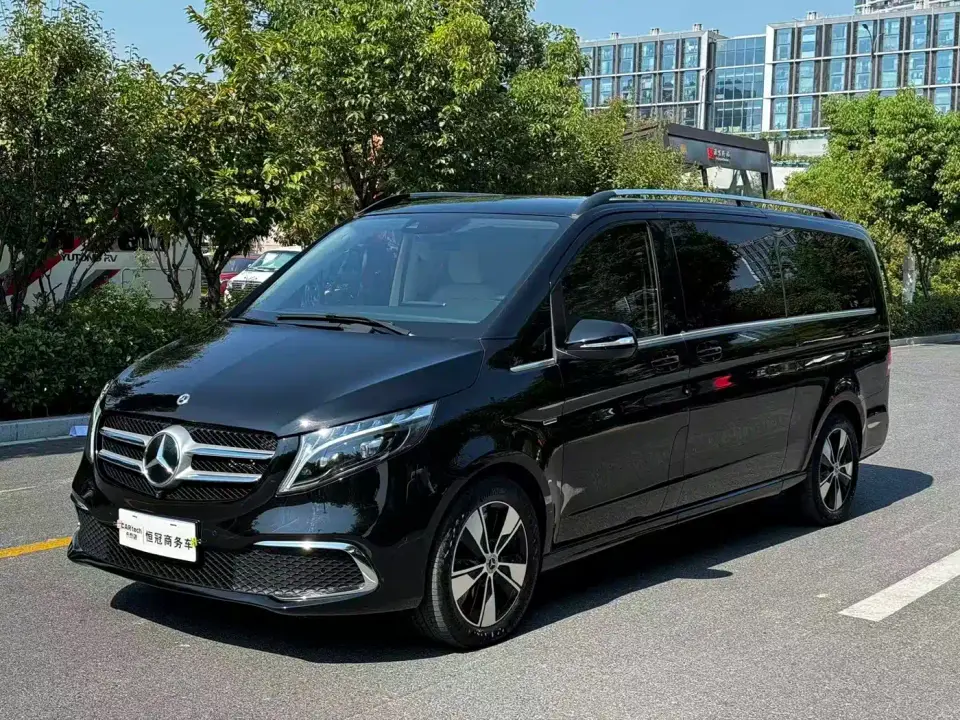 Mercedes-Benz V-Class V 260 L Long Wheelbase Prestige Edition 2023