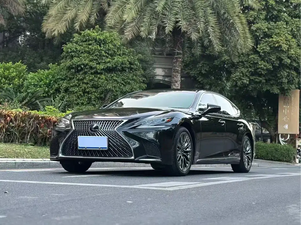 Lexus LS 500h Executive Edition China V 2019