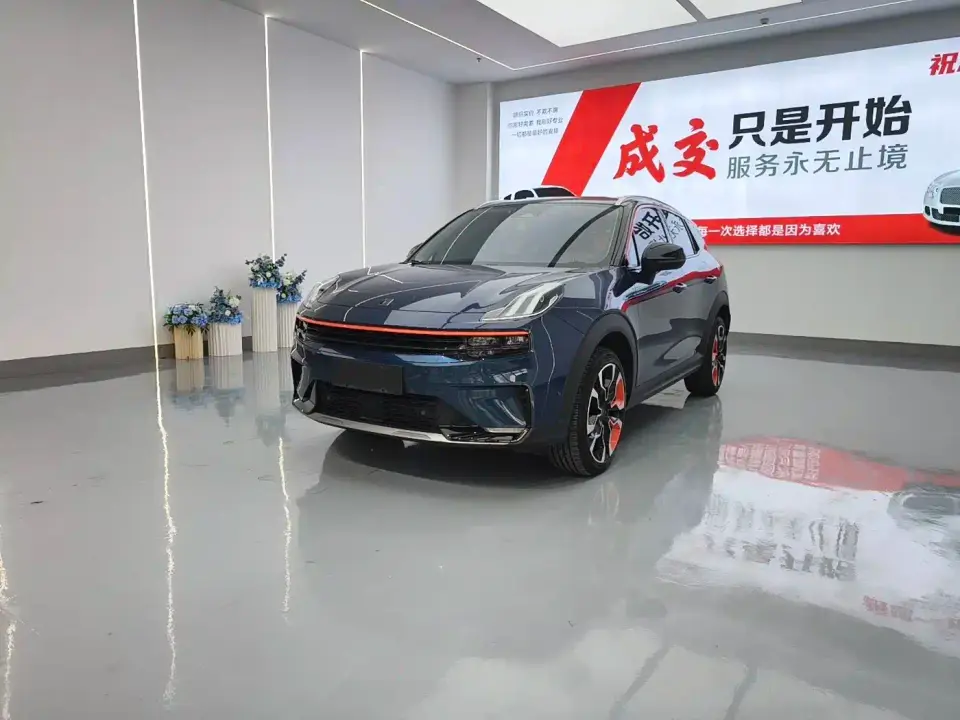 Lynk & Co 06 1.5T Halo 2022