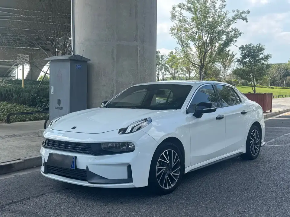 Lynk & Co 03 1.5TD DCT Model 2021