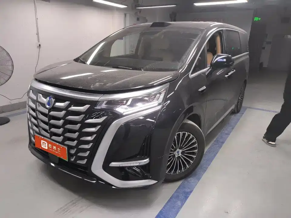 Denza D9 DM-i Smart Drive Edition 1020 AWD Premium 2025
