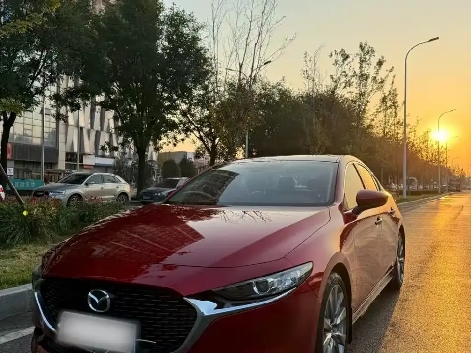 Mazda Mazda3 Axela 2.0L Automatic Elegance Edition 2022