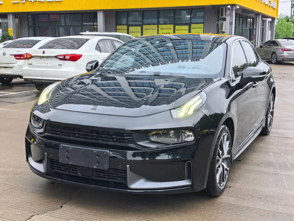 Lynk & Co 03 1.5TD DCT Power Pro Edition 2020