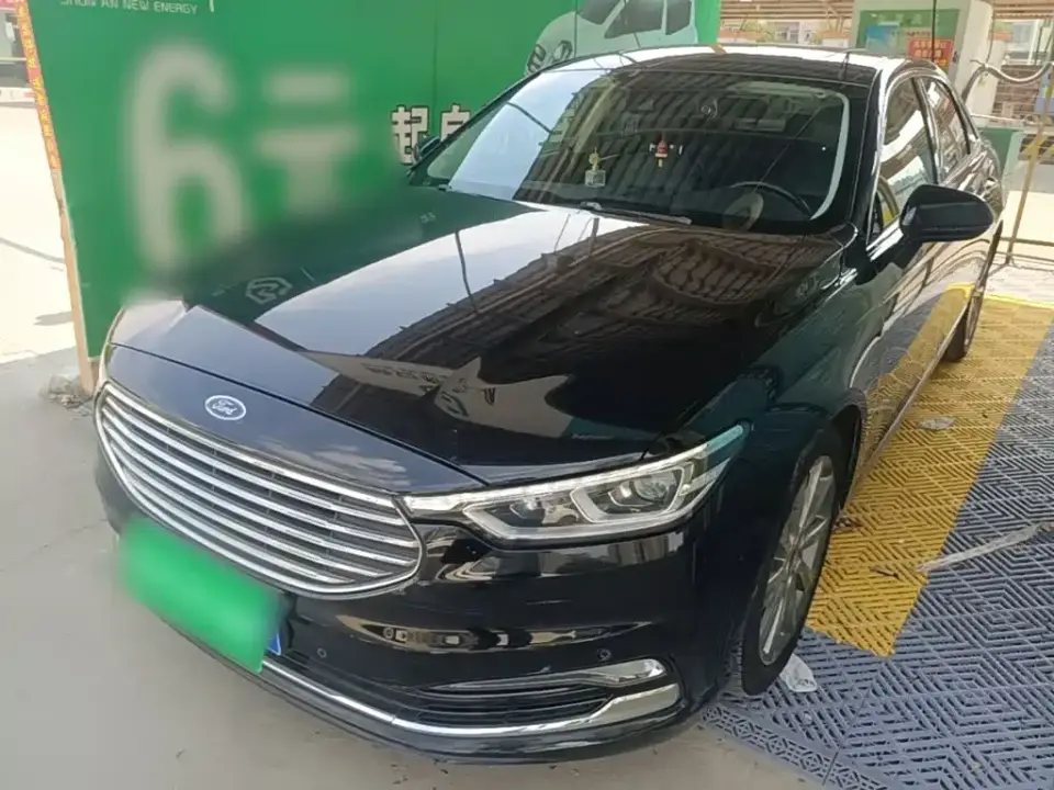 Ford Taurus EcoBoost 245 Premium Edition 2020