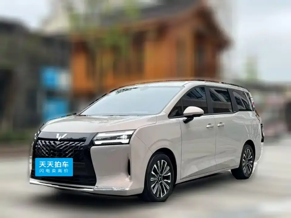 Wuling Motors Xingguang 730 New Energy Model Plug-in Hybrid Base Version 2026