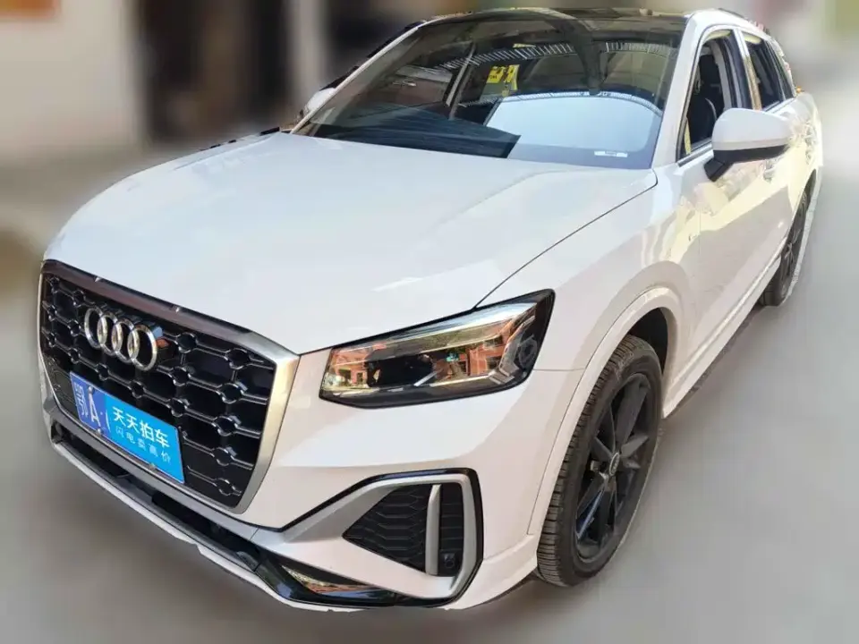 Audi Q2L 35TFSI Progressive Sport 2025