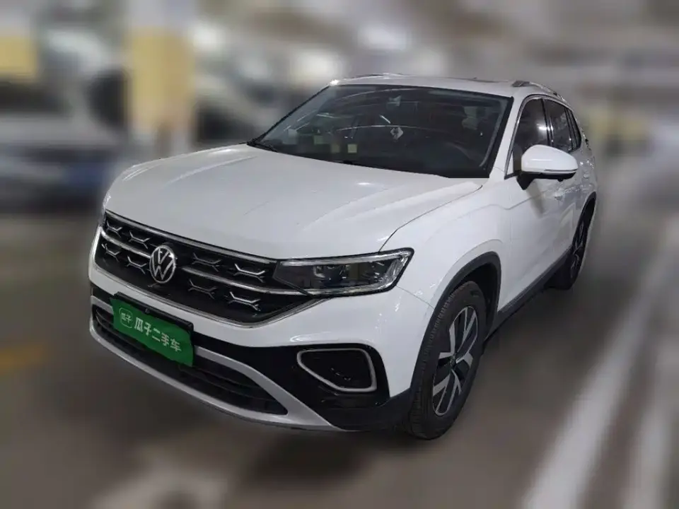 Volkswagen Tayron Shared Joy 300TSI 2025