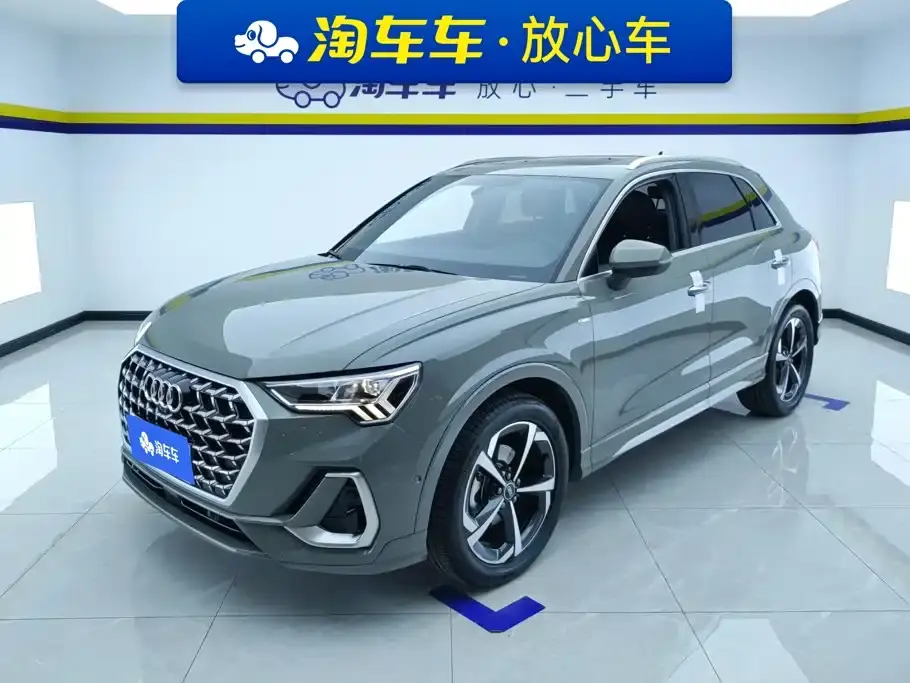 Audi Q3 35 TFSI Fashion Sport 2025