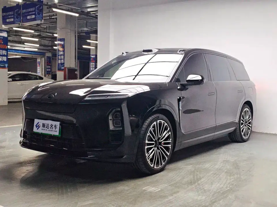NIO ES8 Base Model 2026