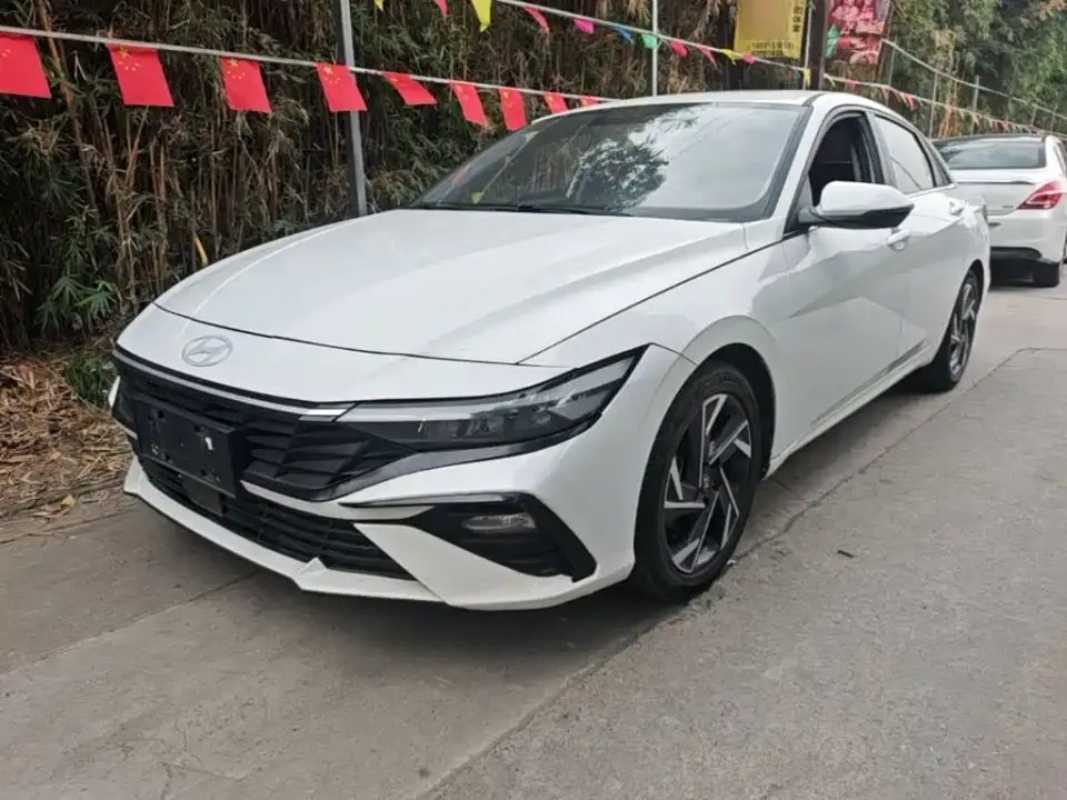 Hyundai Elantra 1.5L CVT GLX Elite Edition 2024