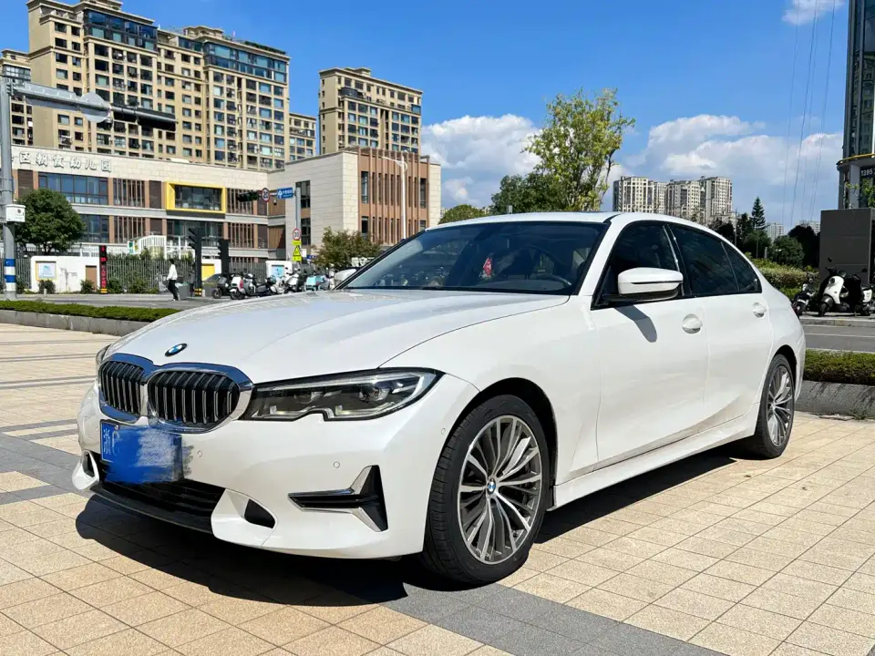 BMW 3 Series 325Li Launch Edition 2020