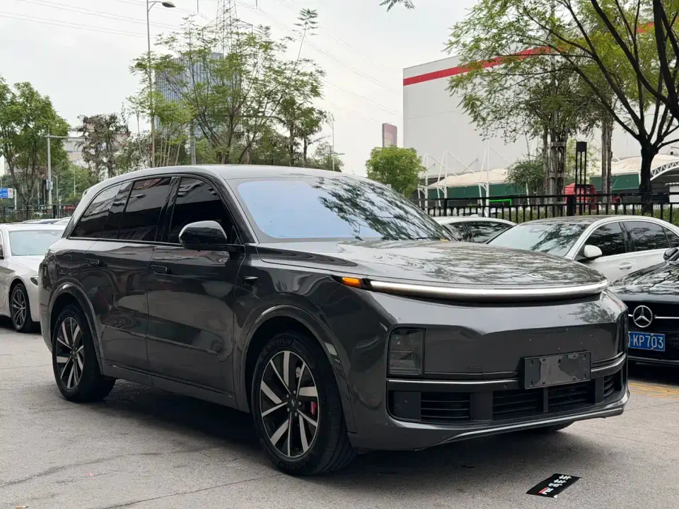Li Auto Li L8 Pro 2024