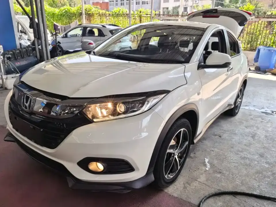 Honda Vezel 1.5L CVT Pioneer 2021