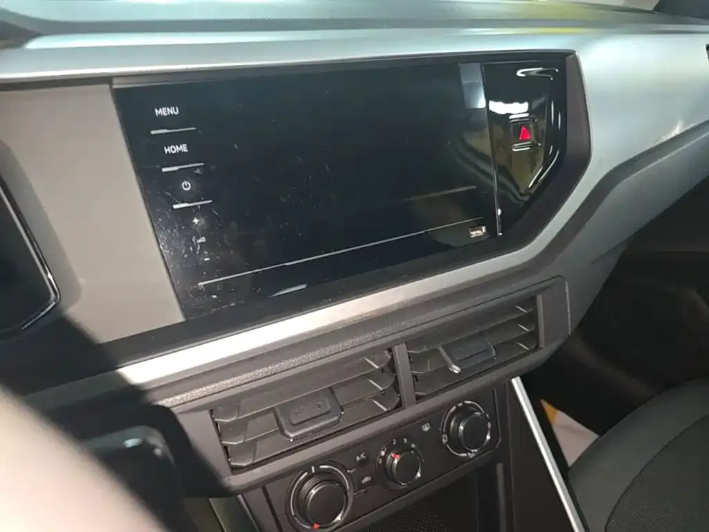 Volkswagen Polo Plus 1.5L Auto Joyful Living Edition 2023 — фото 13