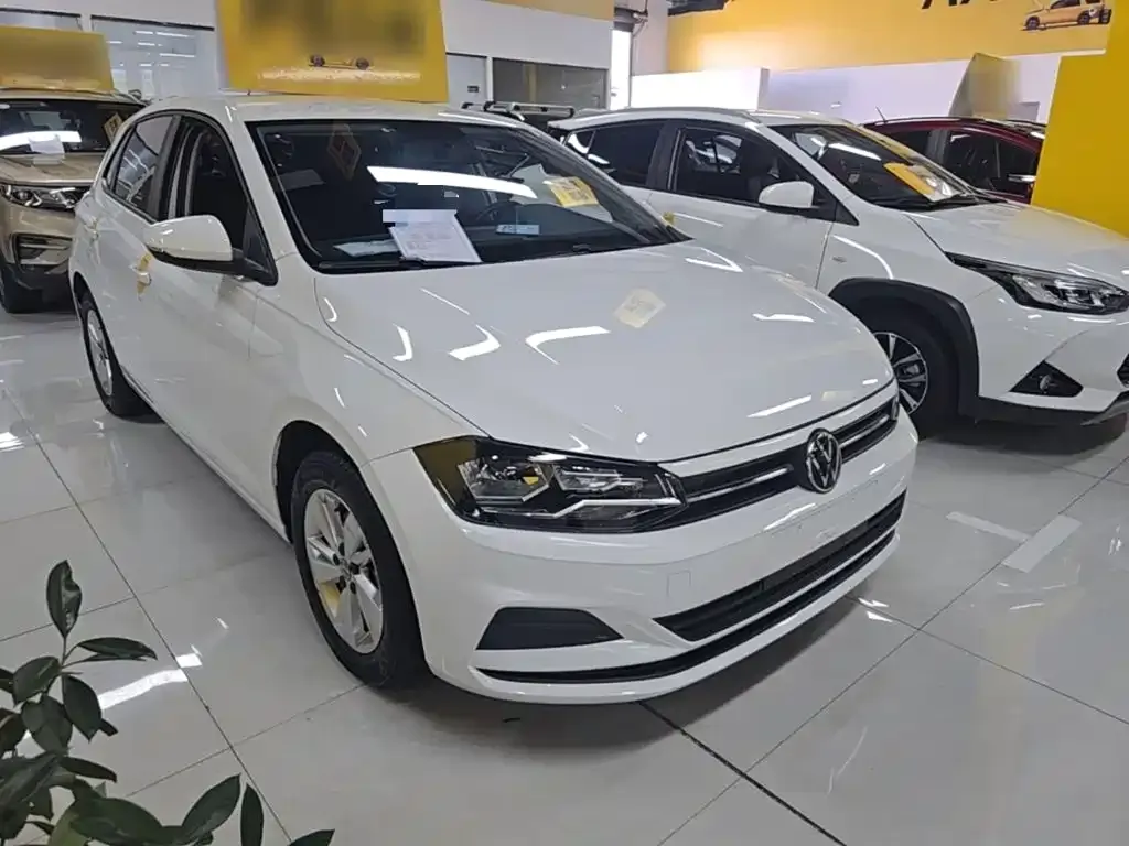Volkswagen Polo Plus 1.5L Auto Joyful Living Edition 2023 — фото 4
