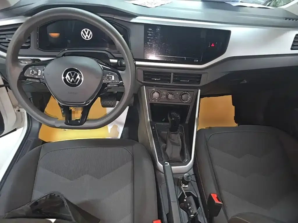 Volkswagen Polo Plus 1.5L Auto Joyful Living Edition 2023 — фото 10