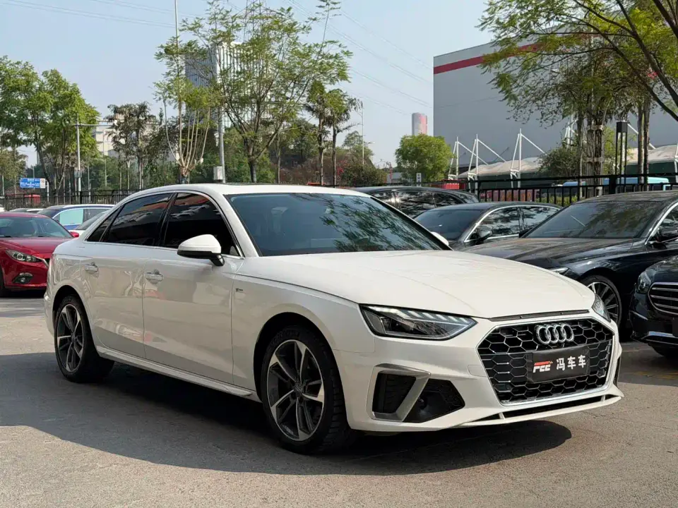 Audi A4L 40 TFSI Fashion Dynamic Edition 2021